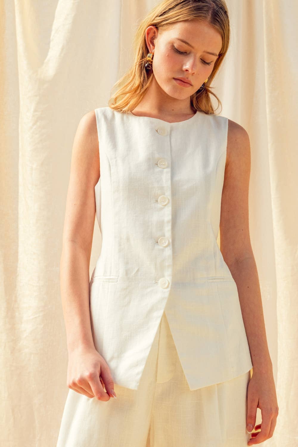 The White Sands Linen Top
