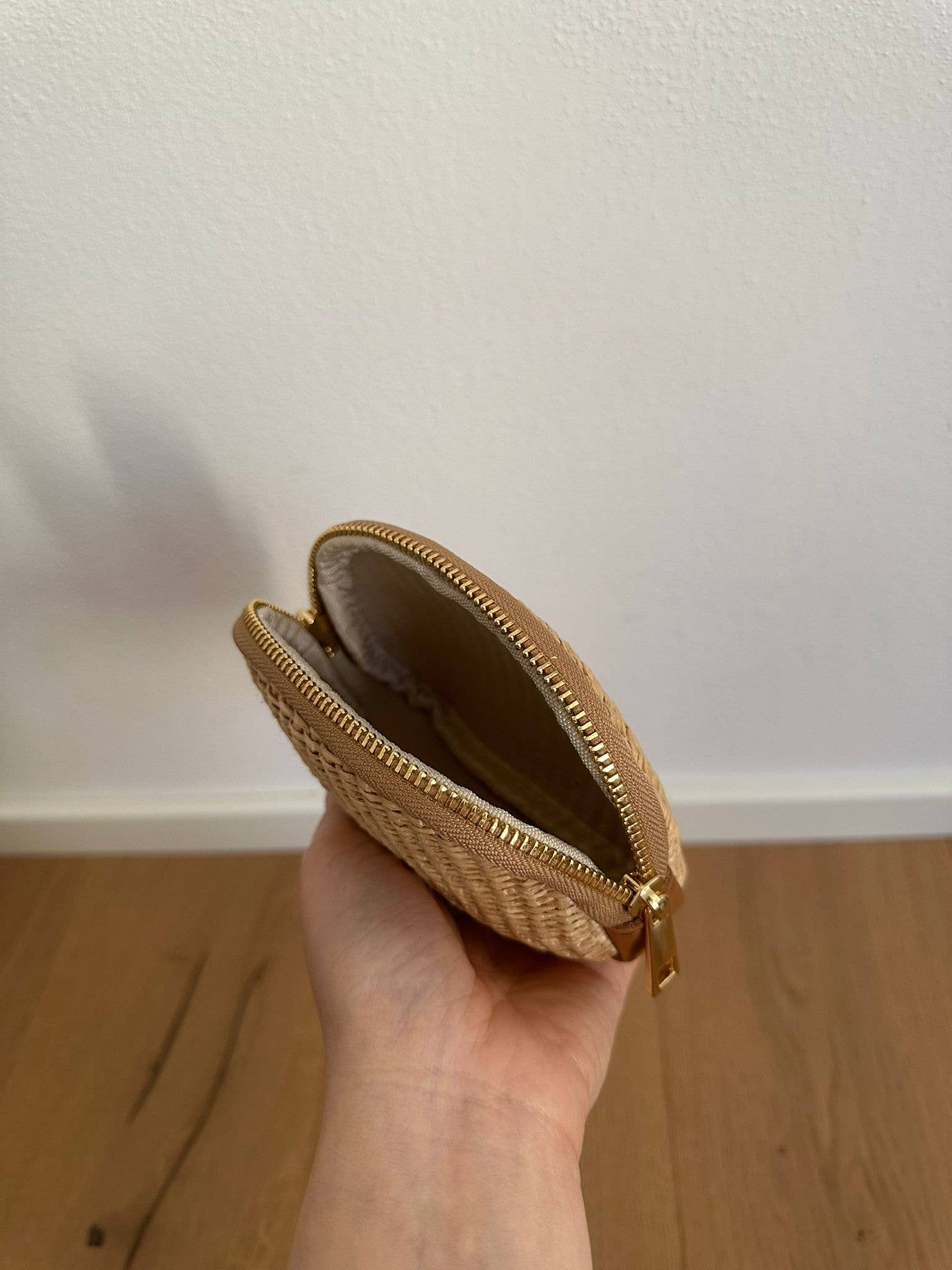 Piccola Pouch