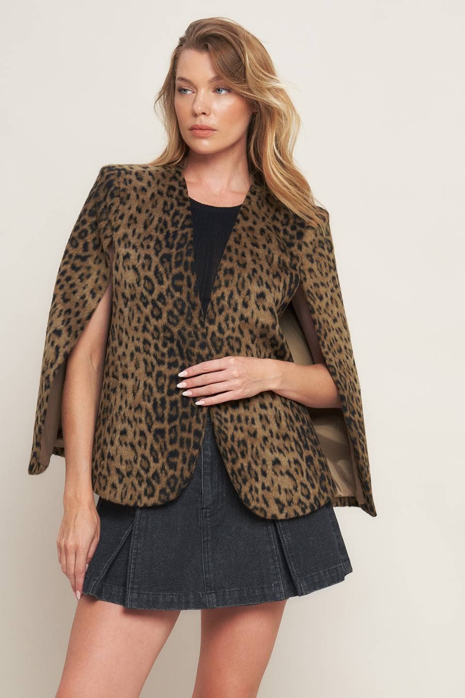 Brown Leopard Capelet
