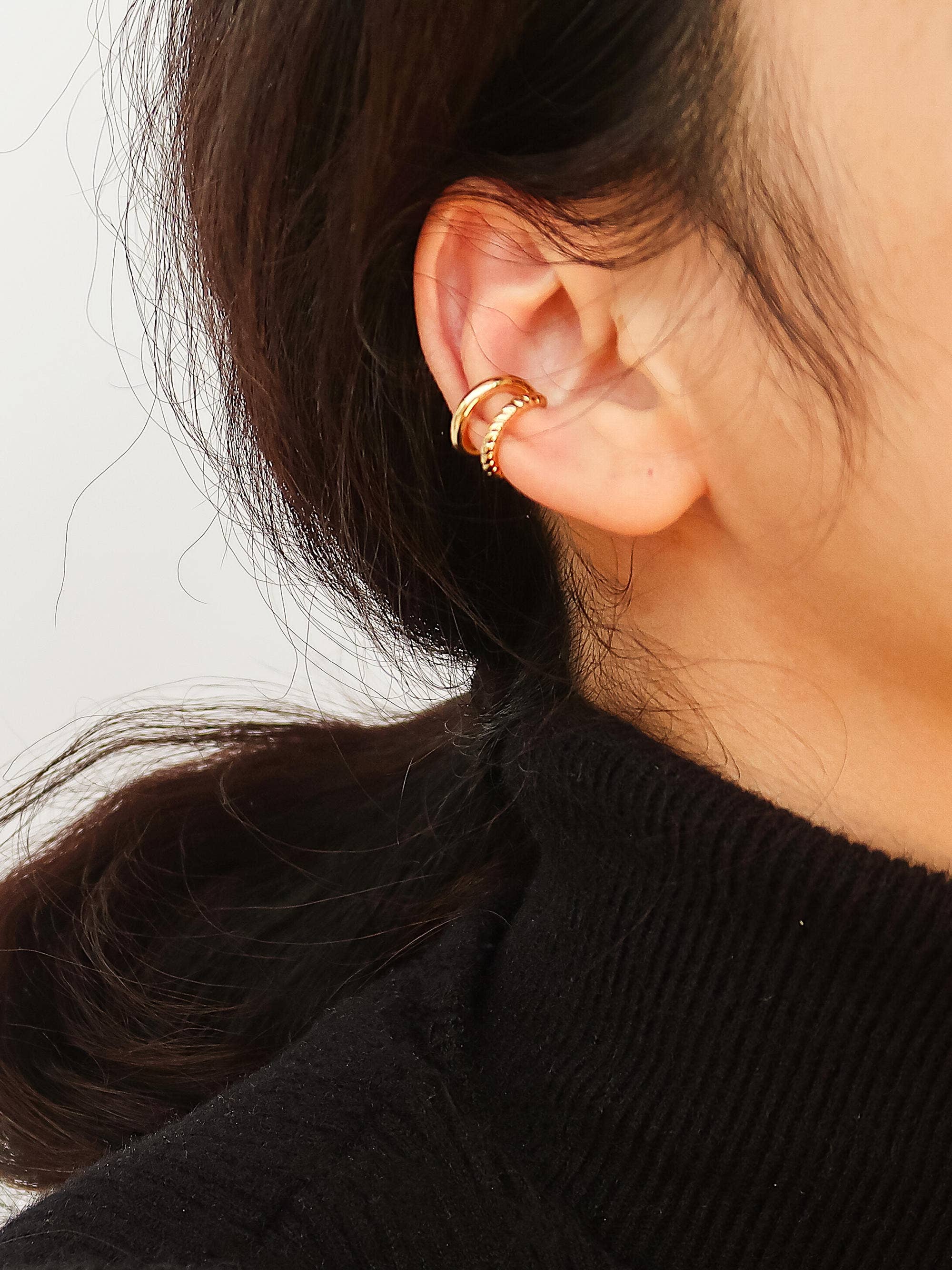 Lucas 18K Gold Ear Cuff