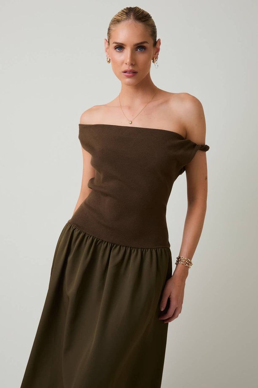 Twist Detail Knit Dress