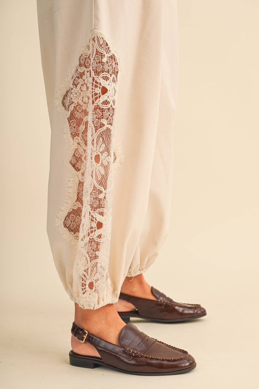 Dalia Lace Pant