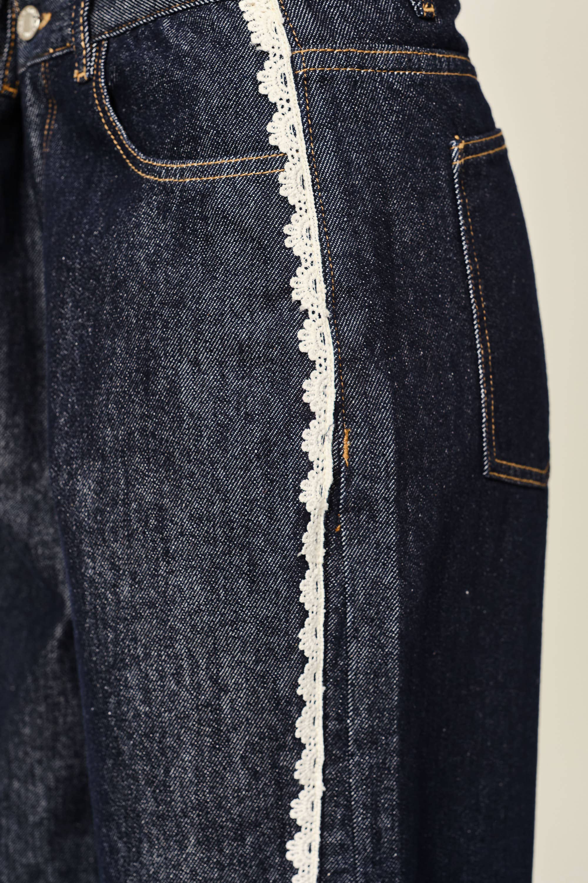 The Lace-Up Barrel