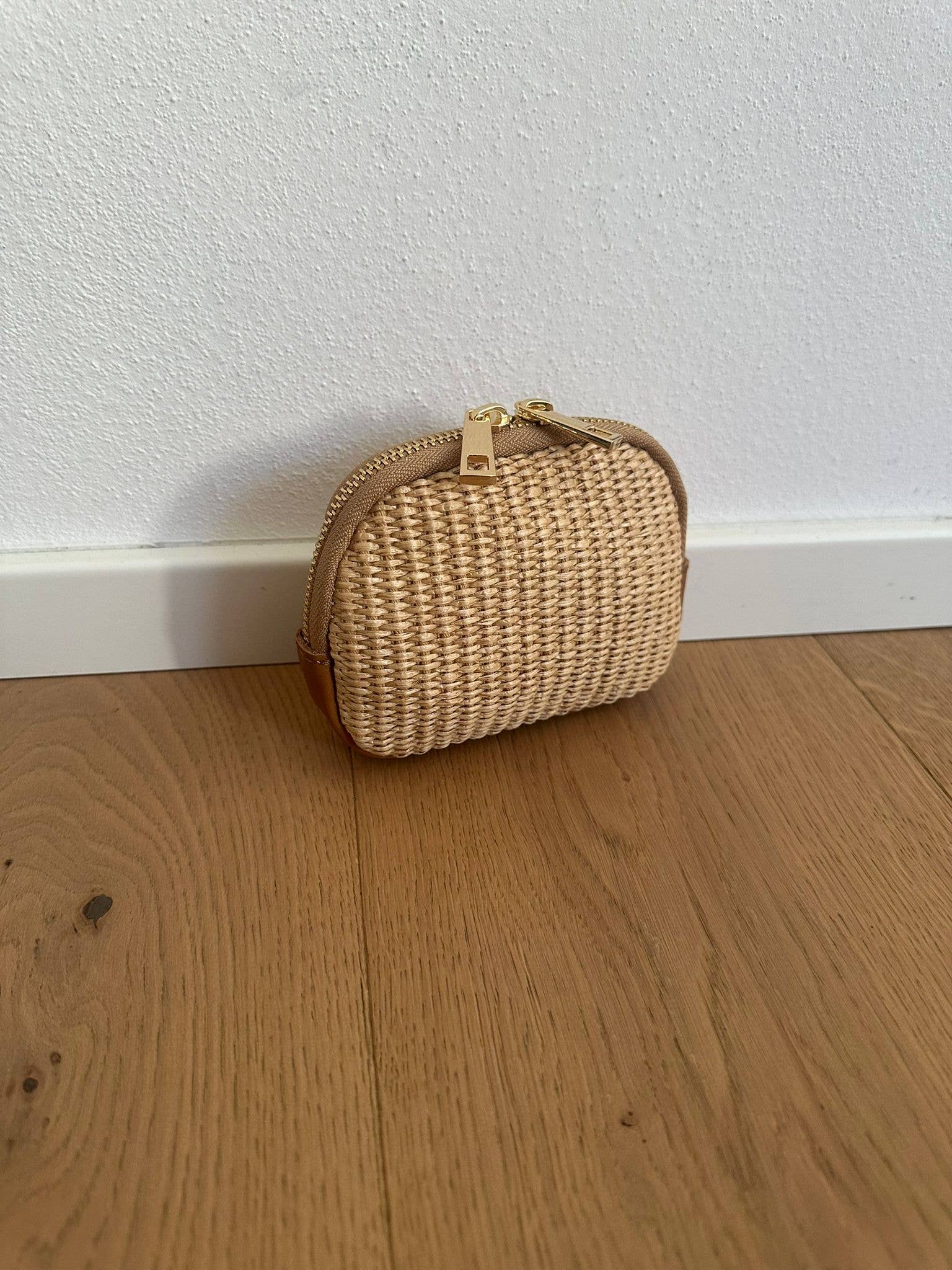 Piccola Pouch