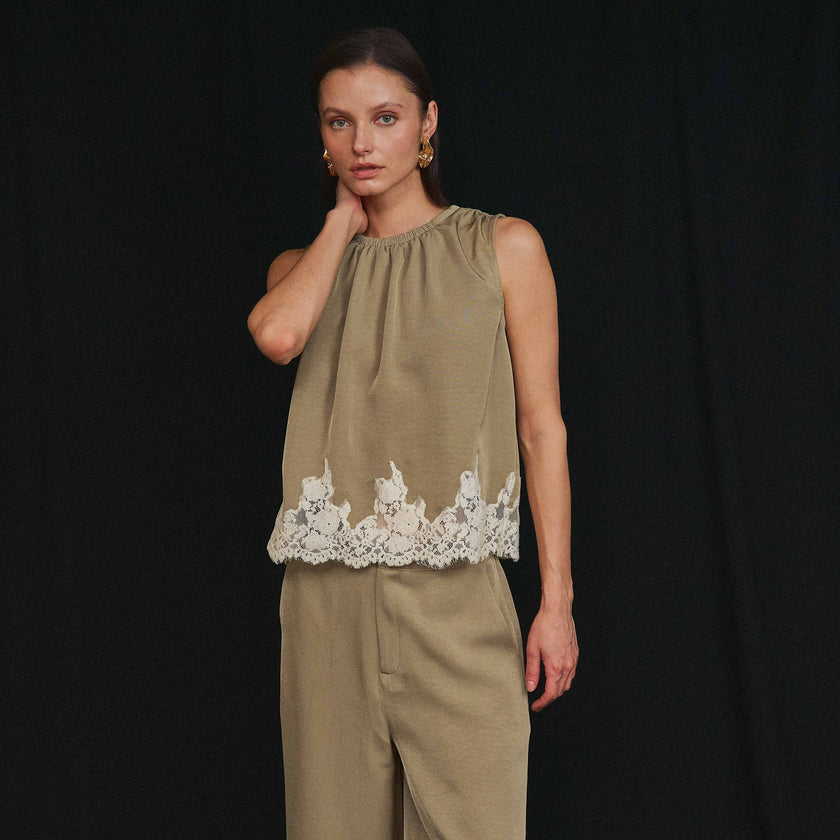 The Lacewood Set