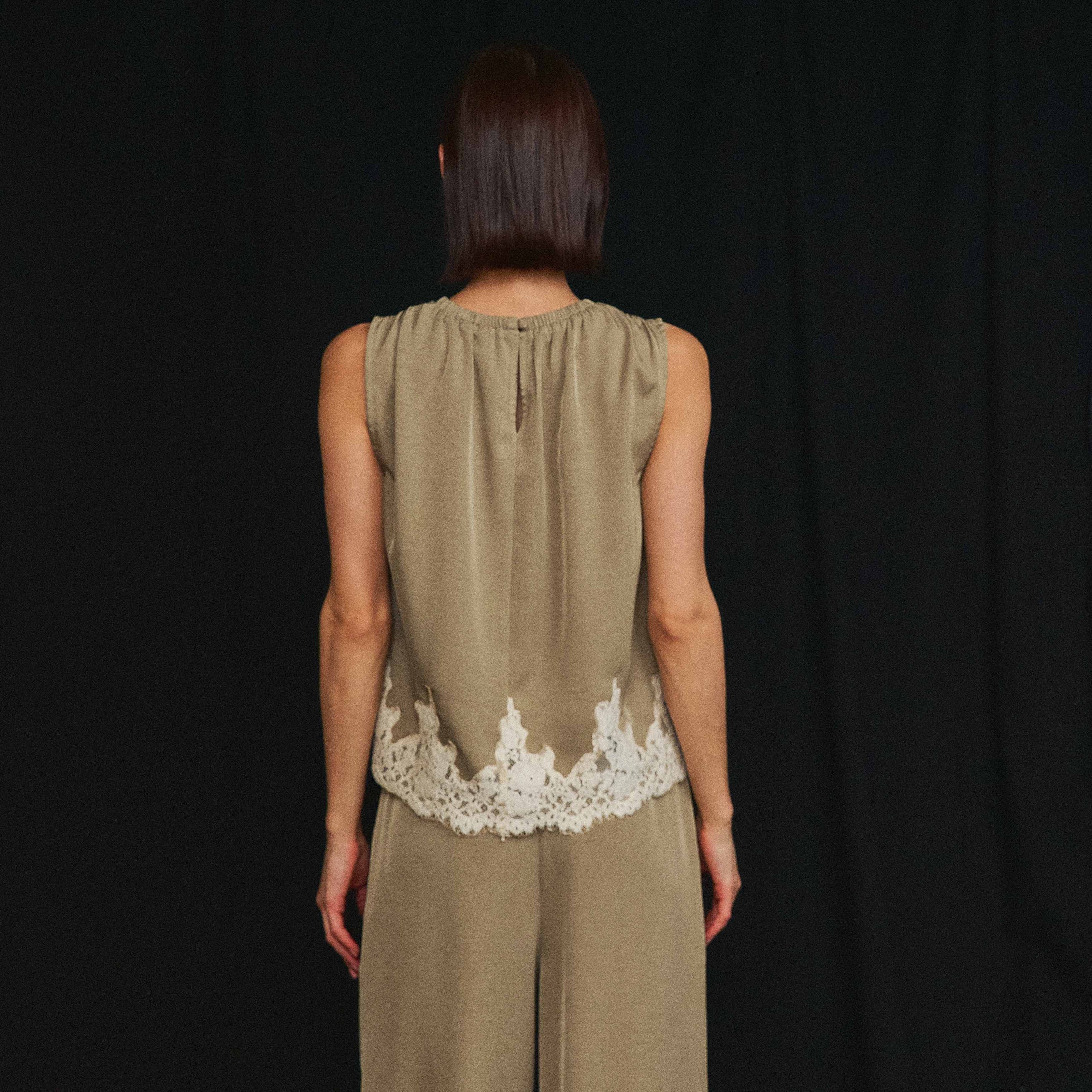 The Lacewood Set