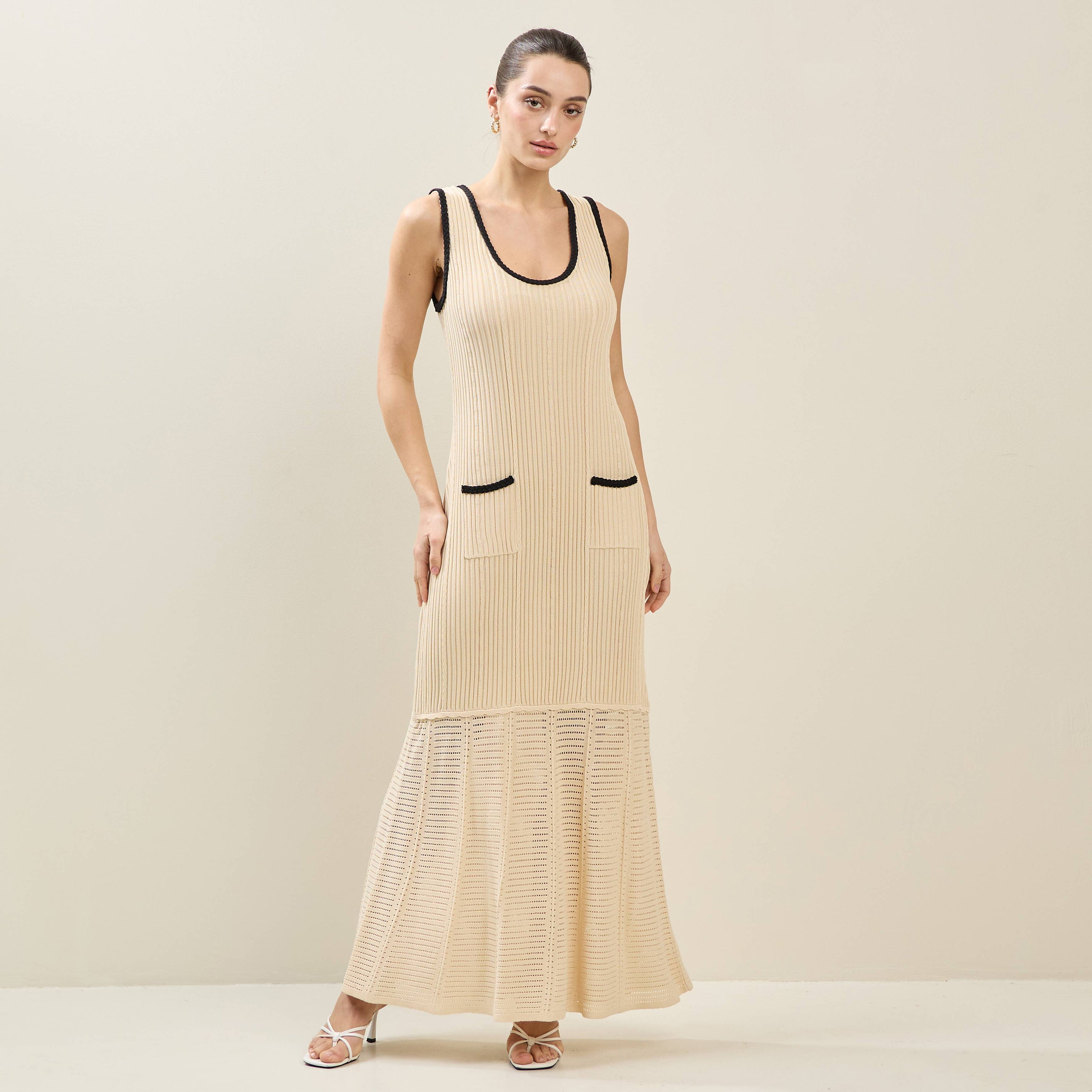 Contrast Trim Knit Maxi Dress