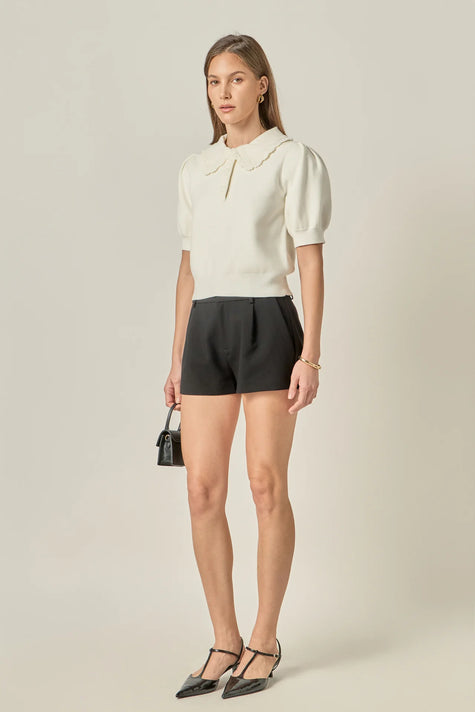 Scallop Collar Knit Top