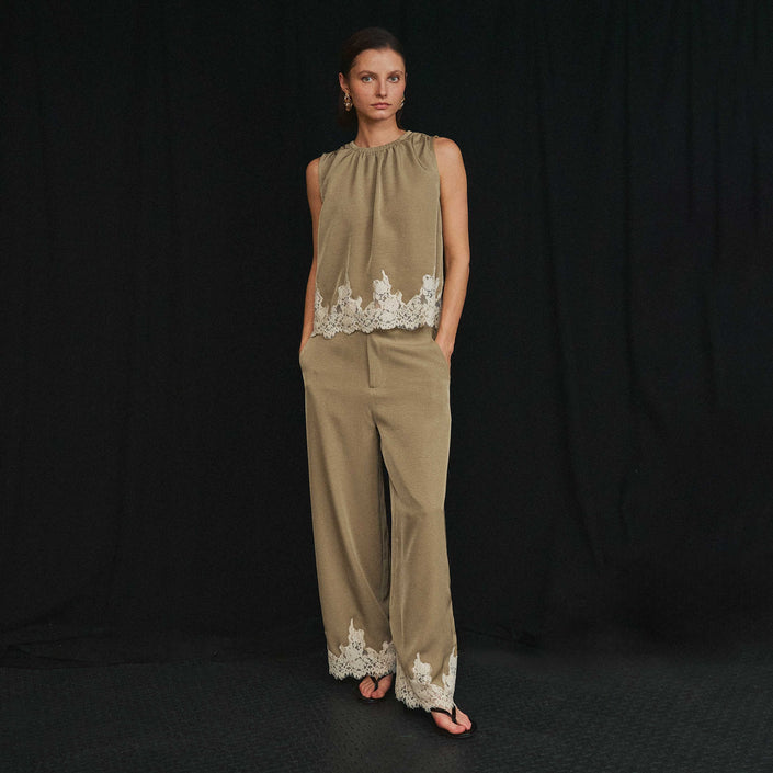 The Lacewood Set