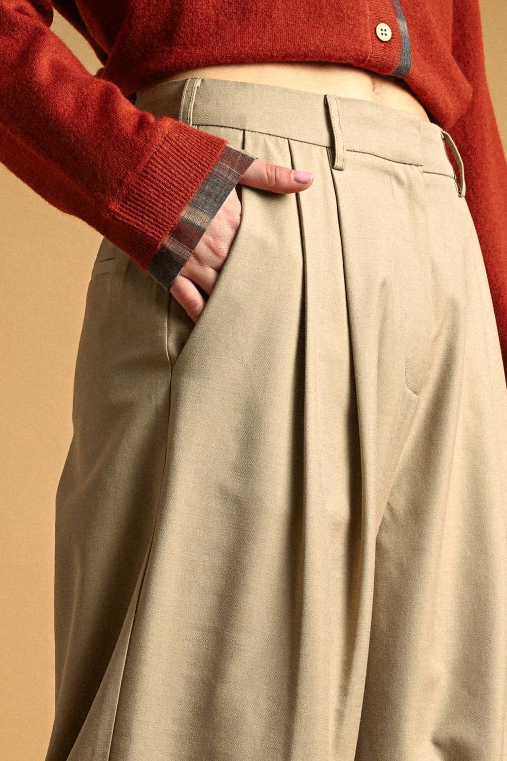 Porto Pleated Short